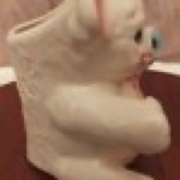 Vintage Teddy Bear Hug Baby Planter - Picture 5 of 5